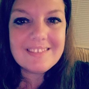 Meet your Posher, Becca